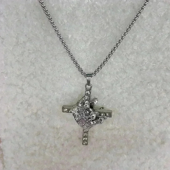 Trendy Pendant Necklace  Collection - Picture 1 of 6
